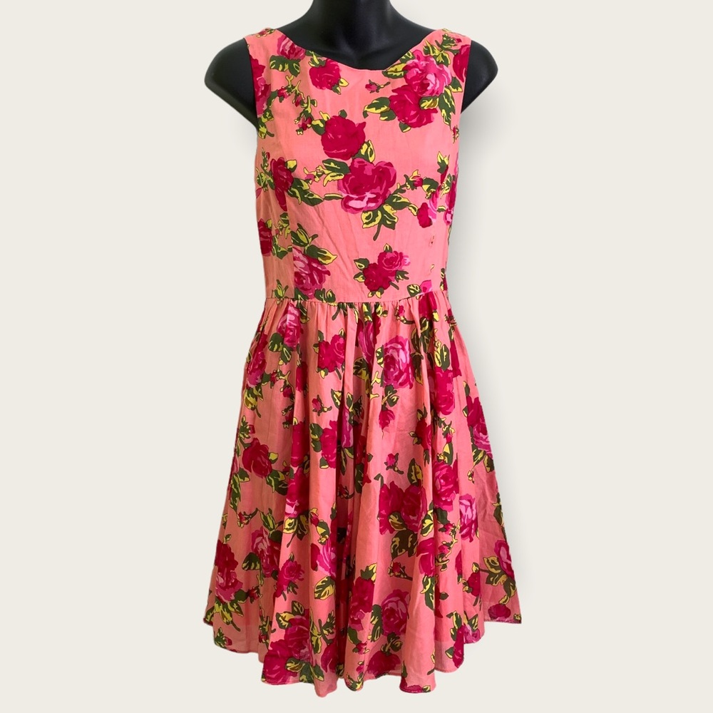 Betsey Johnson Sleeveless Rose Print Dress Sz 8